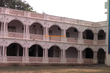 Shree Swaminarayan Temple - Dakor