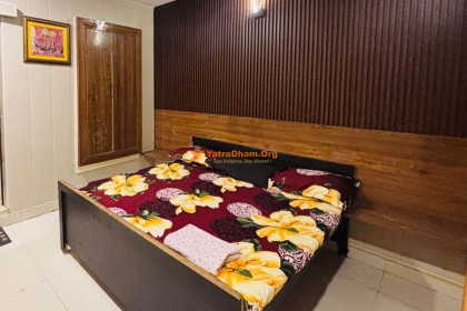 Bhargava Ashram Yatri Niwas - Vrindavan