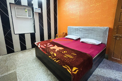 Govind Hari Ashram - Vrindavan 