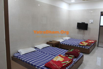 Jhulelal Mandir Bhavan (Sindhi Panchayat) - Nanded