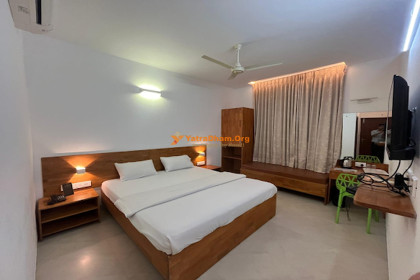 Subramanya - Hotel Dwara Kukke 