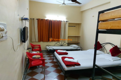 Shanthi Comforts Lodge - Davanagere