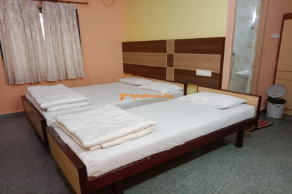 Sri  Murugan Guest House - Mahabalipuram