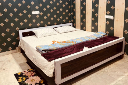 Raju Homestay - Ayodhya