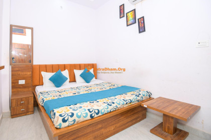 Diamond Guest House - Ayodhya 
