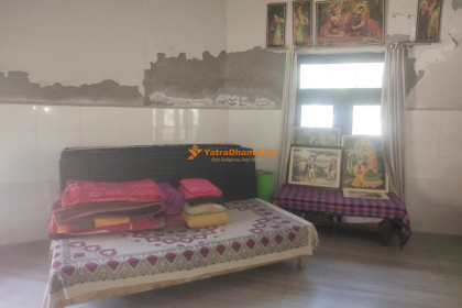 Shri Yugal Bhajan Kutir Ashram - Radha Kund