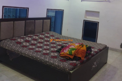 M.P. Niwas Ashram - Vrindavan