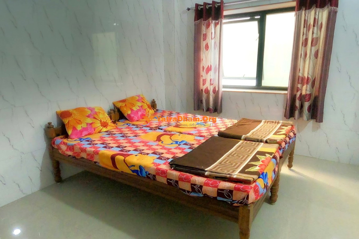 Mahavir Yatrik Bhavan - Bhavnath (Junagadh)