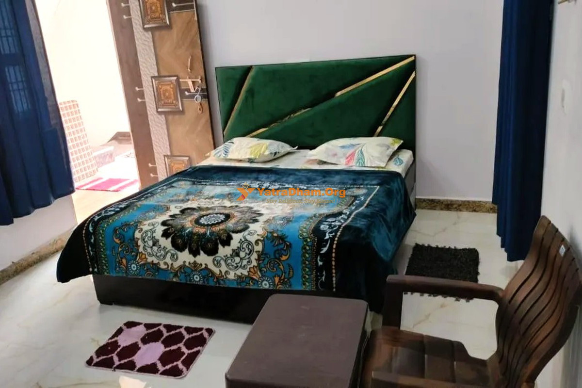 Saware Dham - Vrindavan 