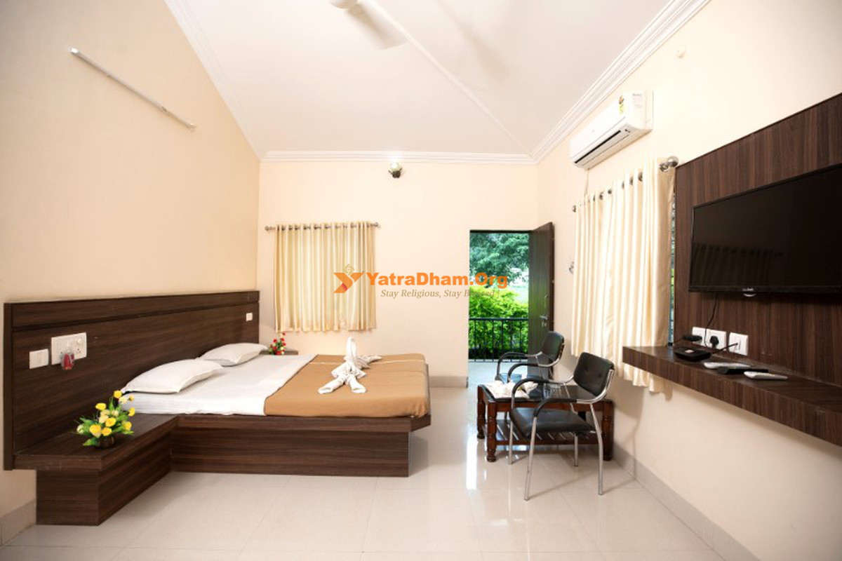 Lonar Lake Resort (MTDC) - Lonar