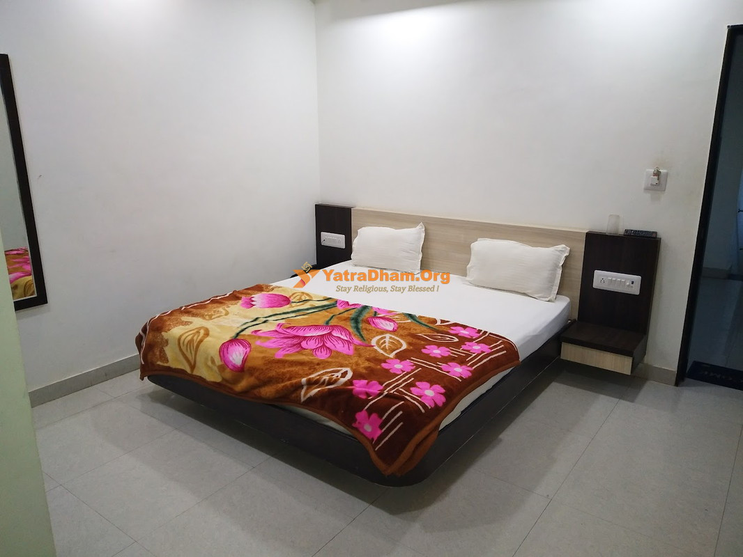 Hotel Shree Vallabh - Dwarka