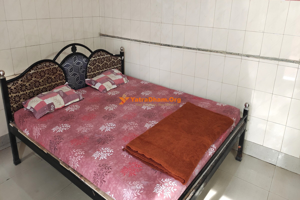 Dada Dham Bhakt Niwas - Guwahati (Near Kamakhya Temple)