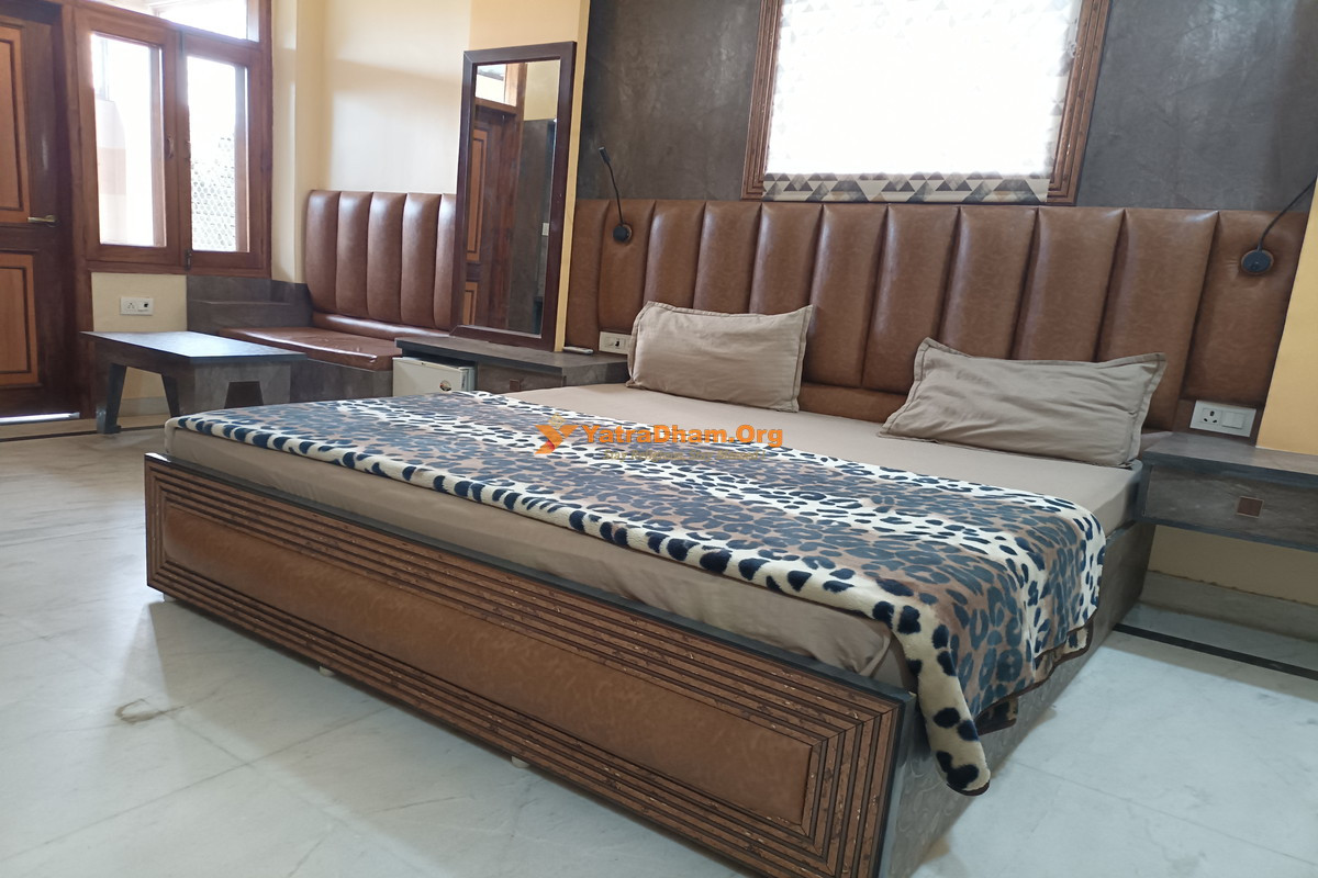 Akhil Bhaktiyoga Foundation Trust - Vrindavan