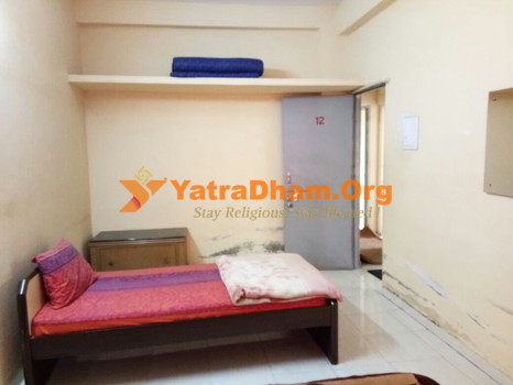 Guru Tegh Bahadur Yatri Niwas - Nanded