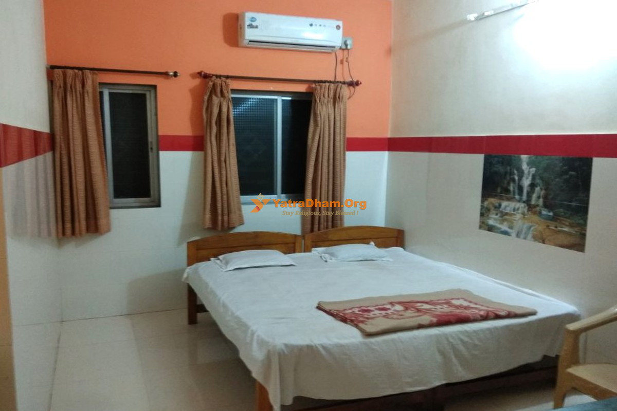 Siddhi Palace - Ganpatipule