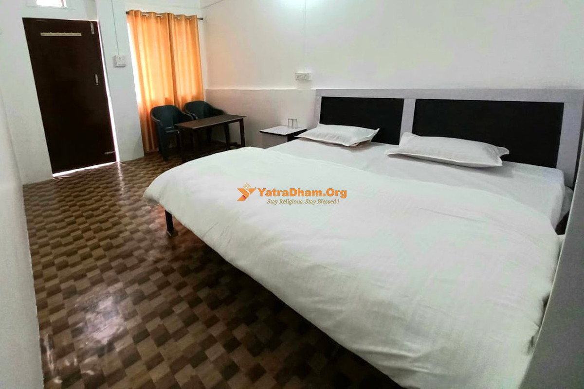 White House Resort Hotel - Ukhimath