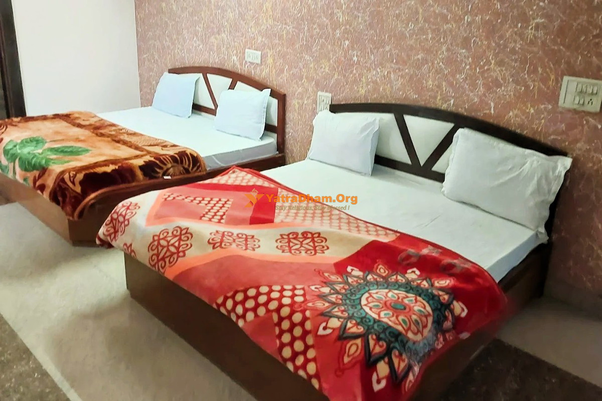 Shri Gopinath Dham - Vrindavan