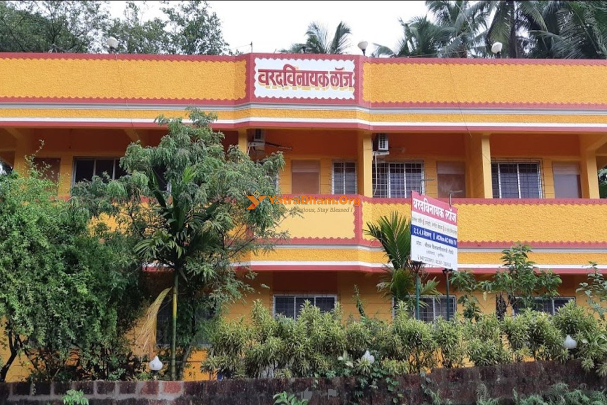 Varad Vinayak Lodge - Ganpatipule