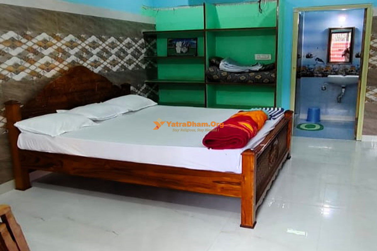 Srimad Ahobila Aryavysya Nitya Annasatram - Ahobilam