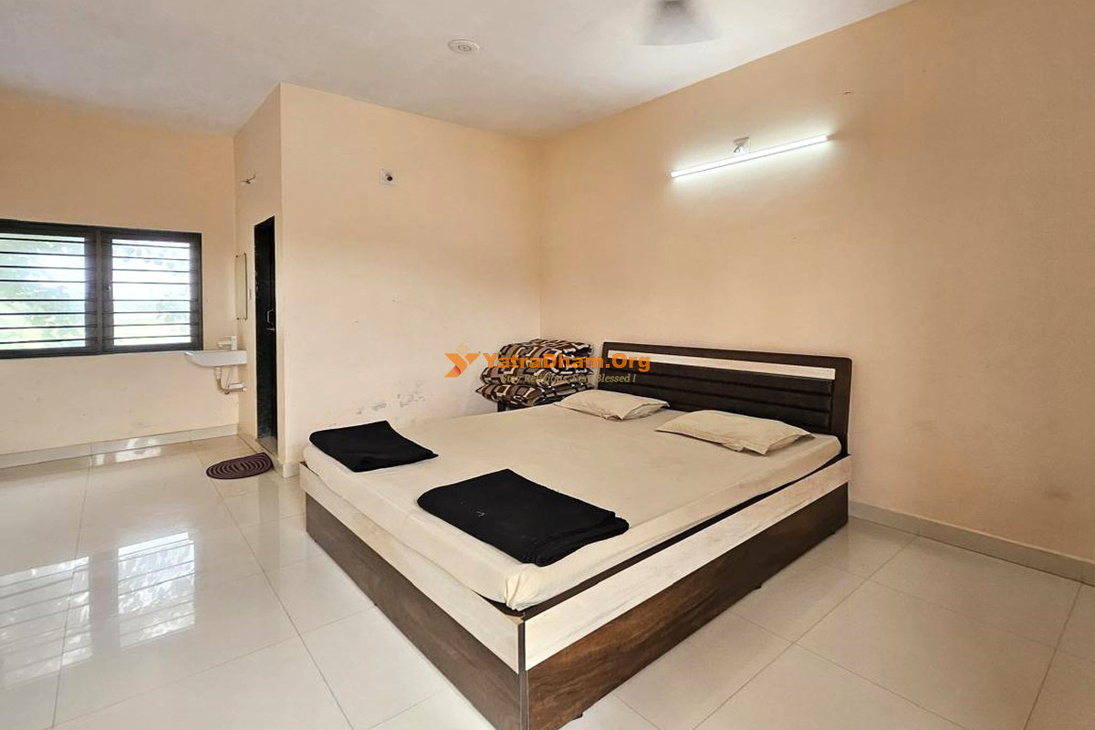 Triveni Sangam Atithigruh - Somnath