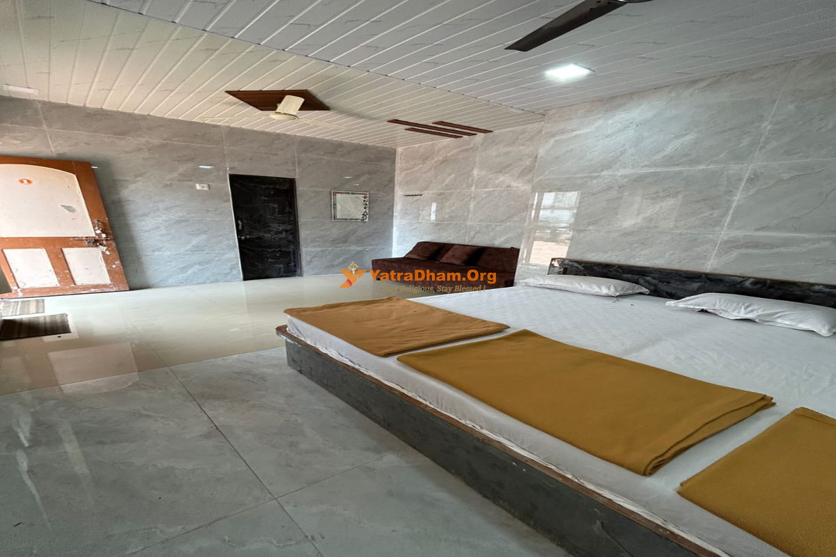 Gurukrupa Guest House - Saptashrungi 