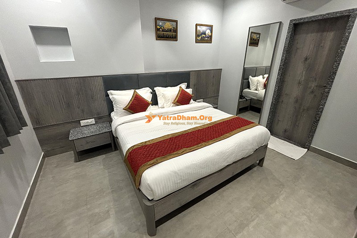 Amra Oasis Hotel Osian 2 Bed Deluxe AC Room View