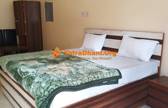 Hotel RG - Ayodhya View 3