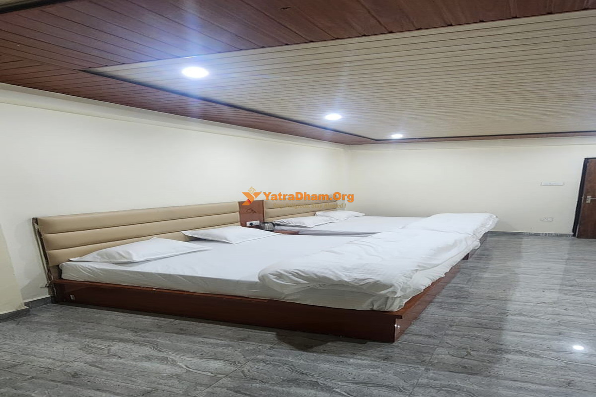 Badrinath Shree Das Bhavan Room View