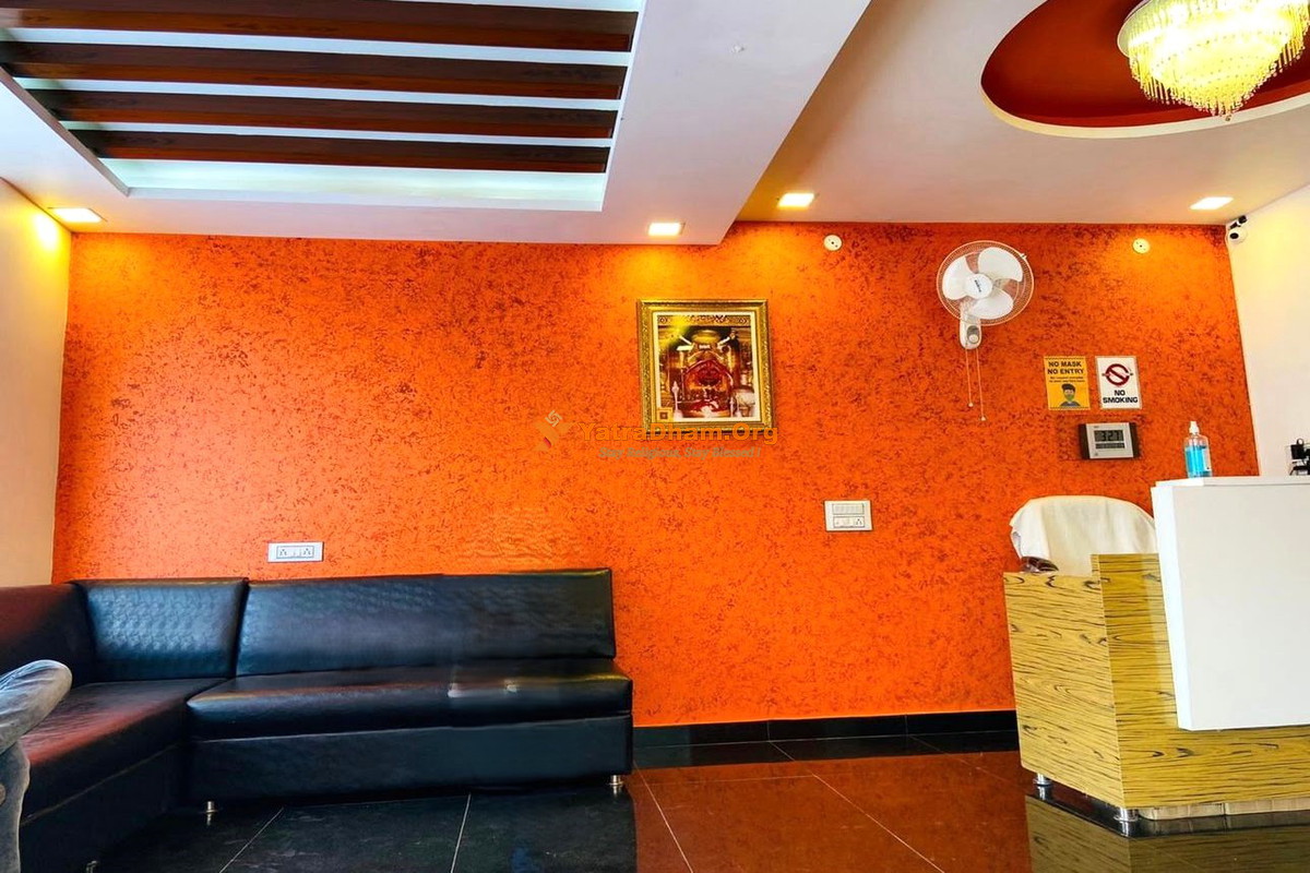 Salasar Rishi Ji Guest House Waiting Area View
