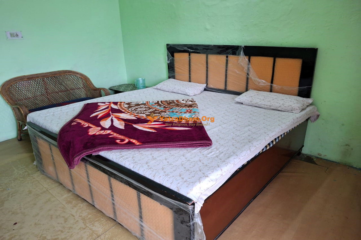 Hotel Bharat Palace Barkot 2 Bed Room View