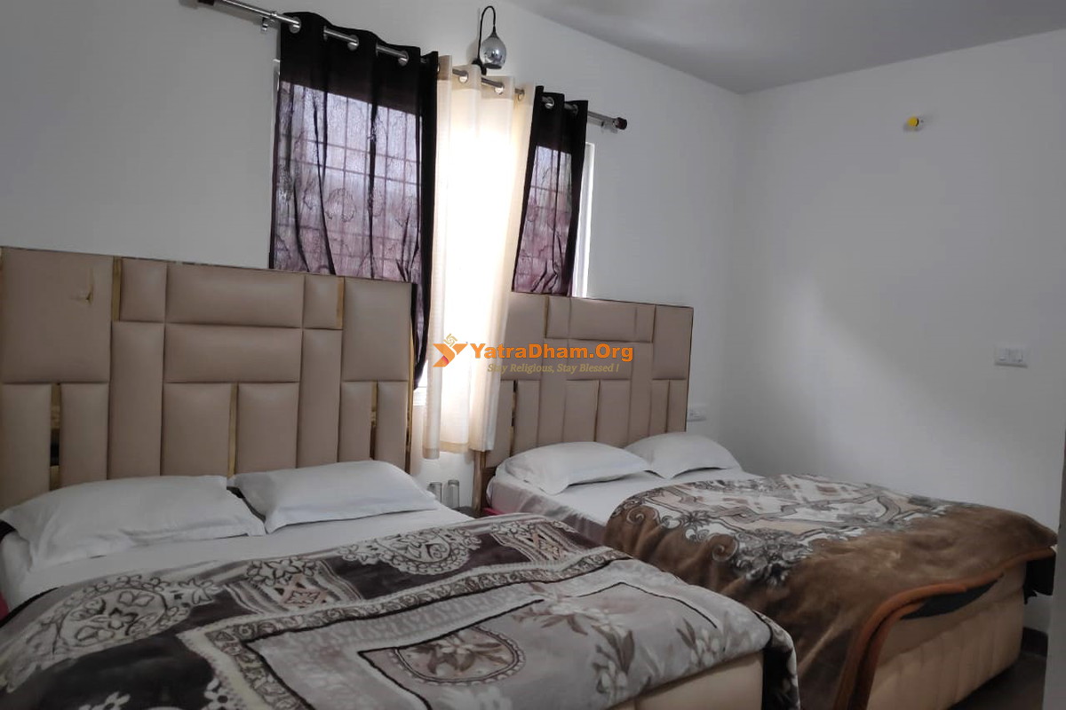 Brahmkamal Cottage Badrinath 4 Bed Room