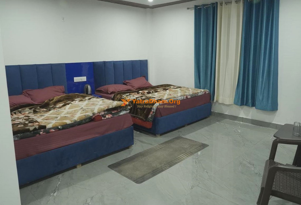 Bharat Shree Guest House Badrinath 3 Bed Room