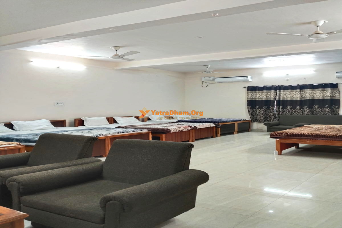 Garg Homestay Ayodhya 2 Bed Room