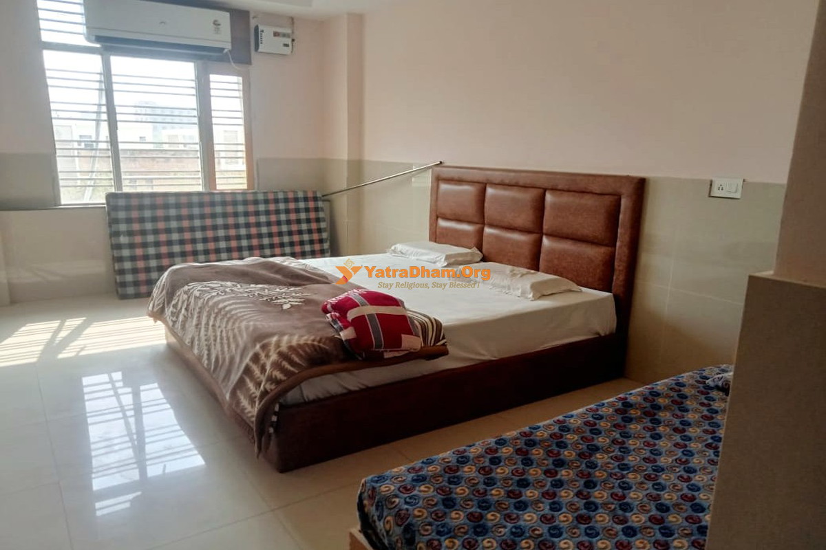 Sarv Sanjhi Dharamshala Salasar Room View