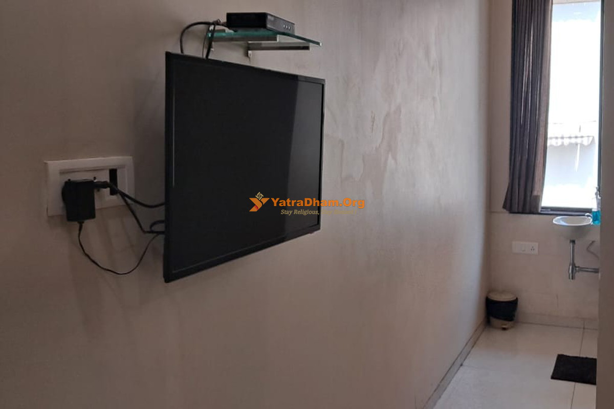 Matrushree Panbai Kalyanji Virji Salva Atithi Bhavan  Mumbai (Jogeshwari West)  2 Bed Room View 