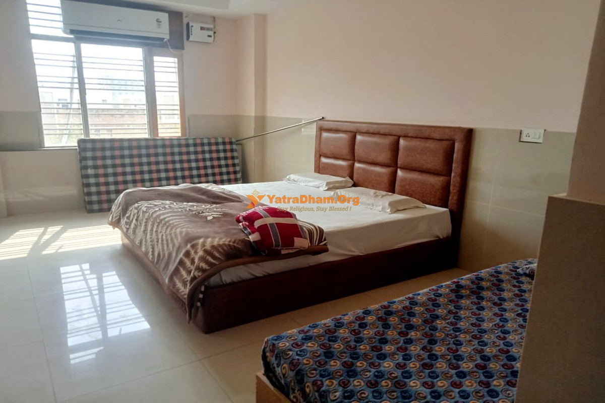 Sarv Sanjhi Dharamshala Salasar Room View