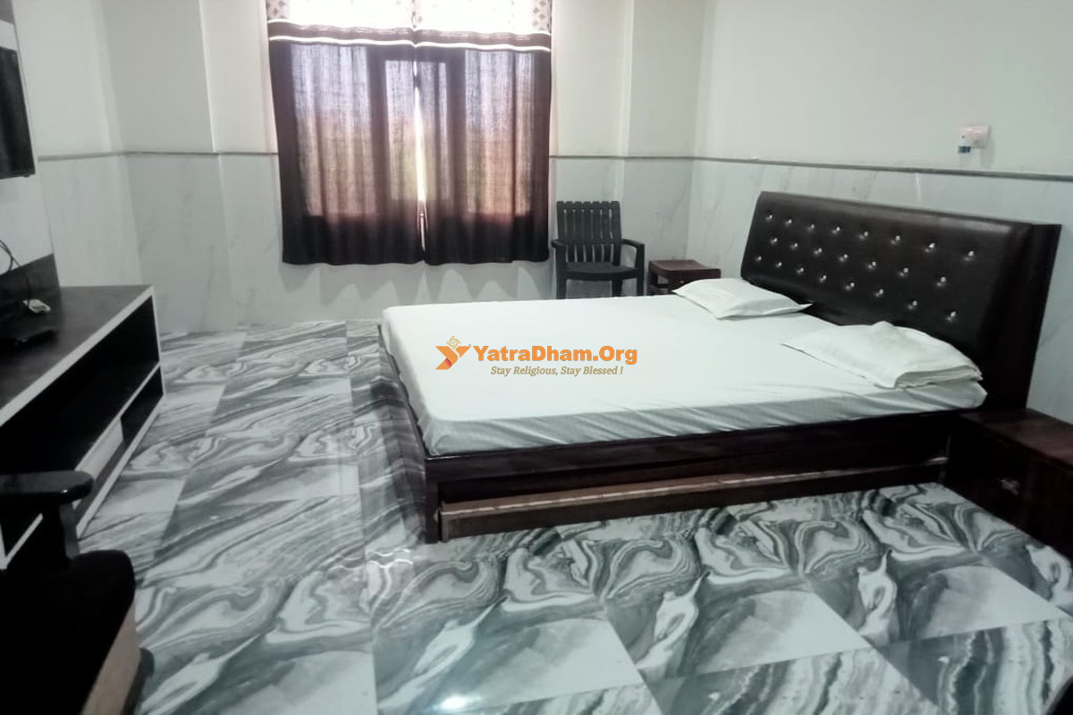 Sarv Sanjhi Dharamshala Salasar Room View