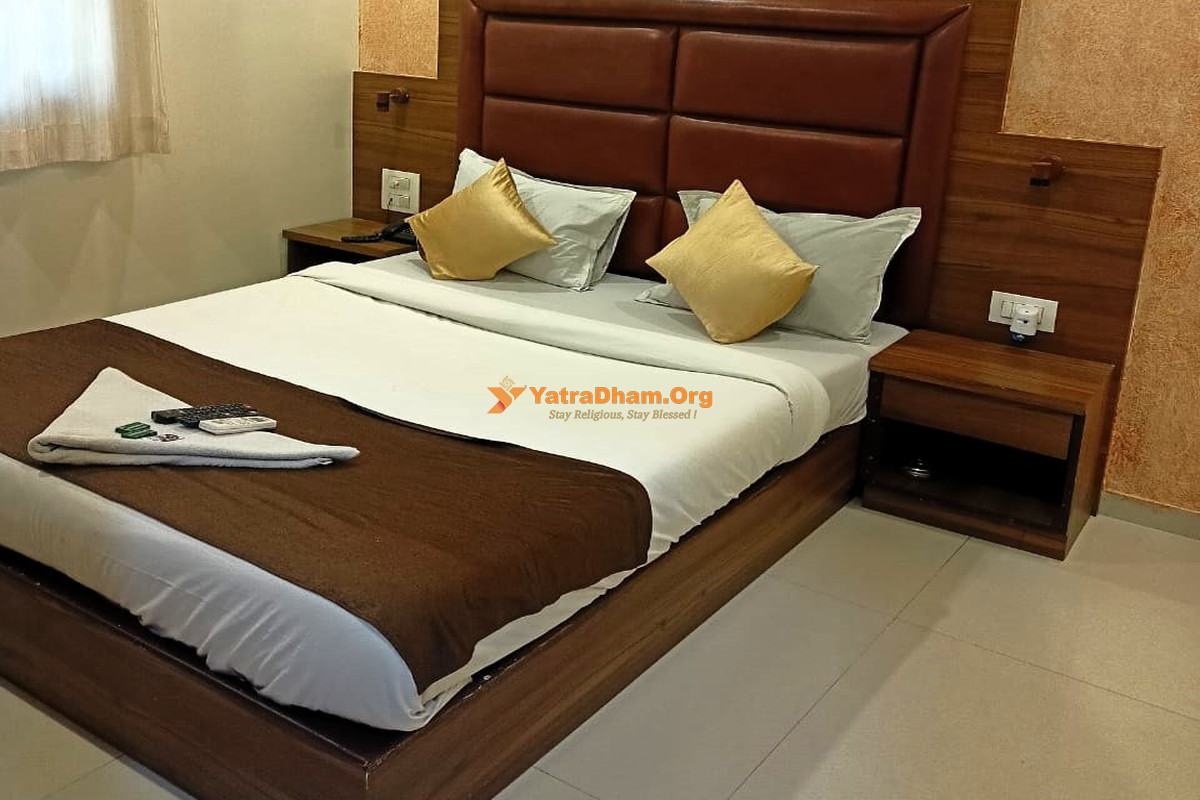 Mumbai (Jogeshwari West) Hotel Avion Palace 2 Bed Room