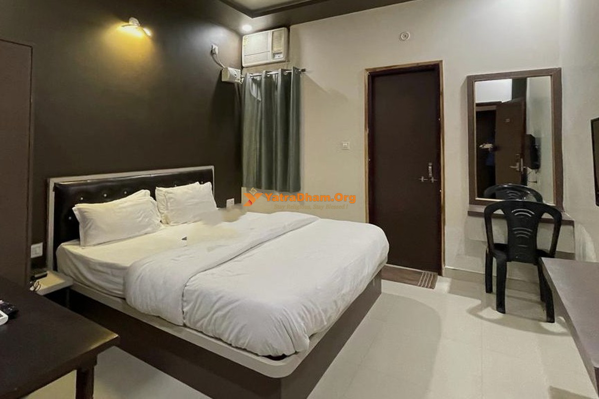 Har Har Mahadev Kashi Ashram Varanasi Room View