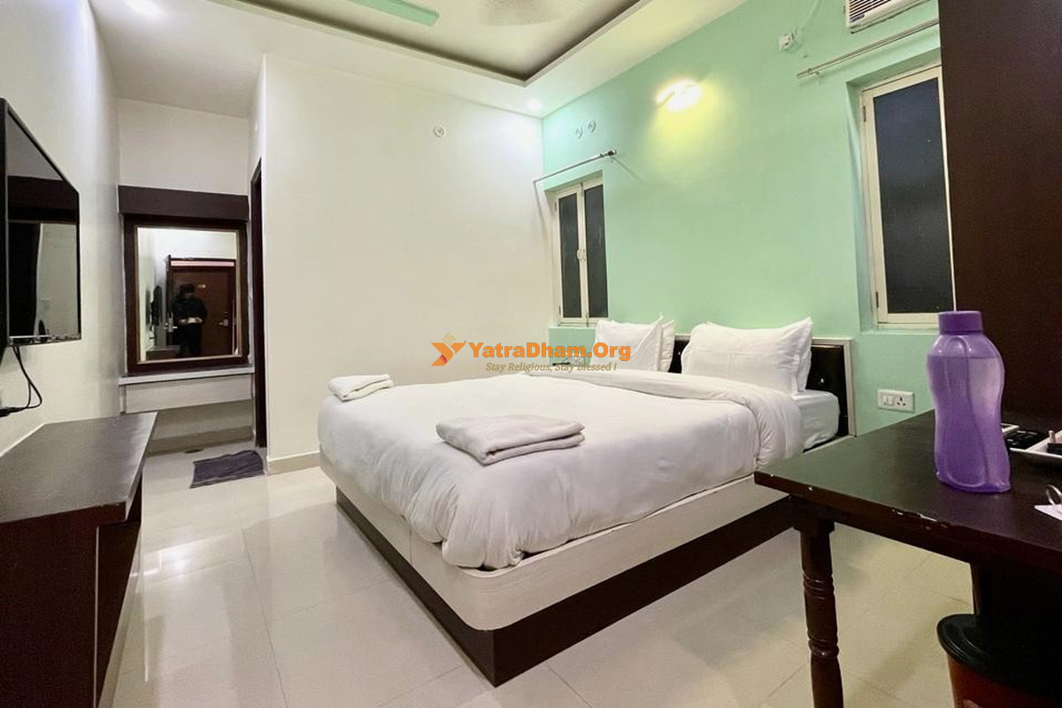 Har Har Mahadev Kashi Ashram Varanasi Room View