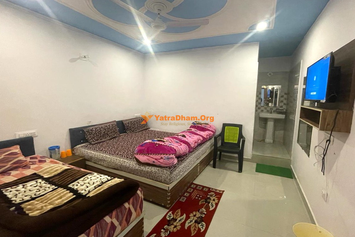 Hotel Devlok Gaurikund 3 Bed Room