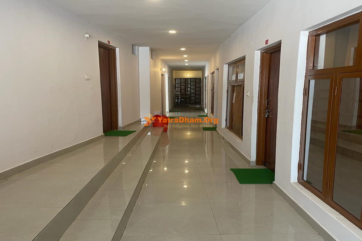 Hotel Devlok Gaurikund Lobby