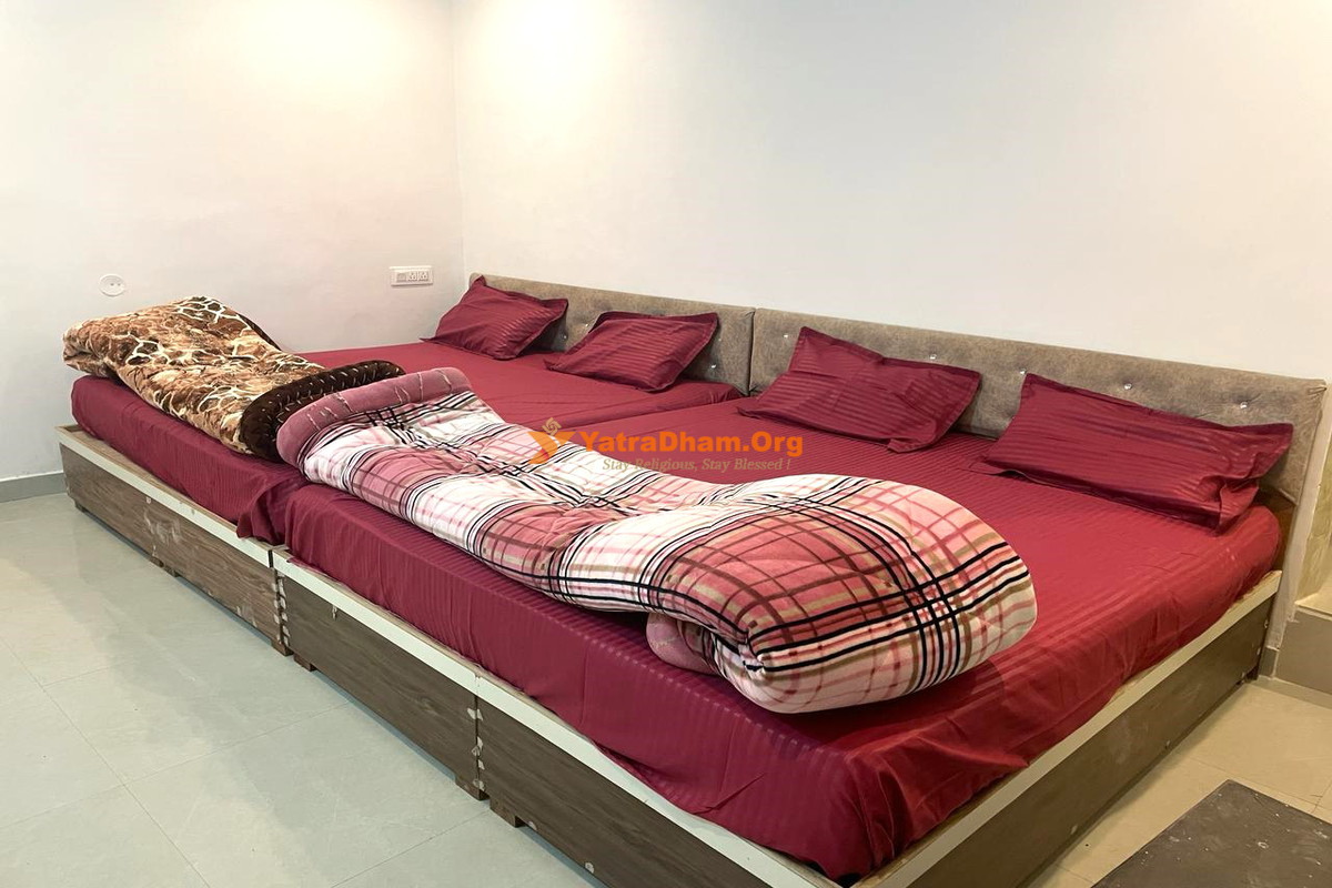 Hotel Devlok Gaurikund 4 Bed Room