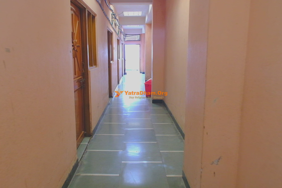 Indore Shri Ram Atithi Gruh (Darji Gujarati Samaj) Lobby View