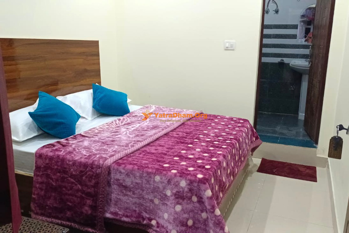 Maa Durga Yatri Nivas Netala Uttarkashi 2 Bed Room View