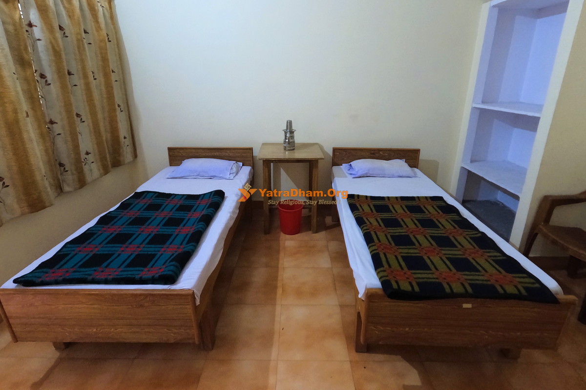 Yoga Niketan Trust Uttarkashi 2 Bed Room View