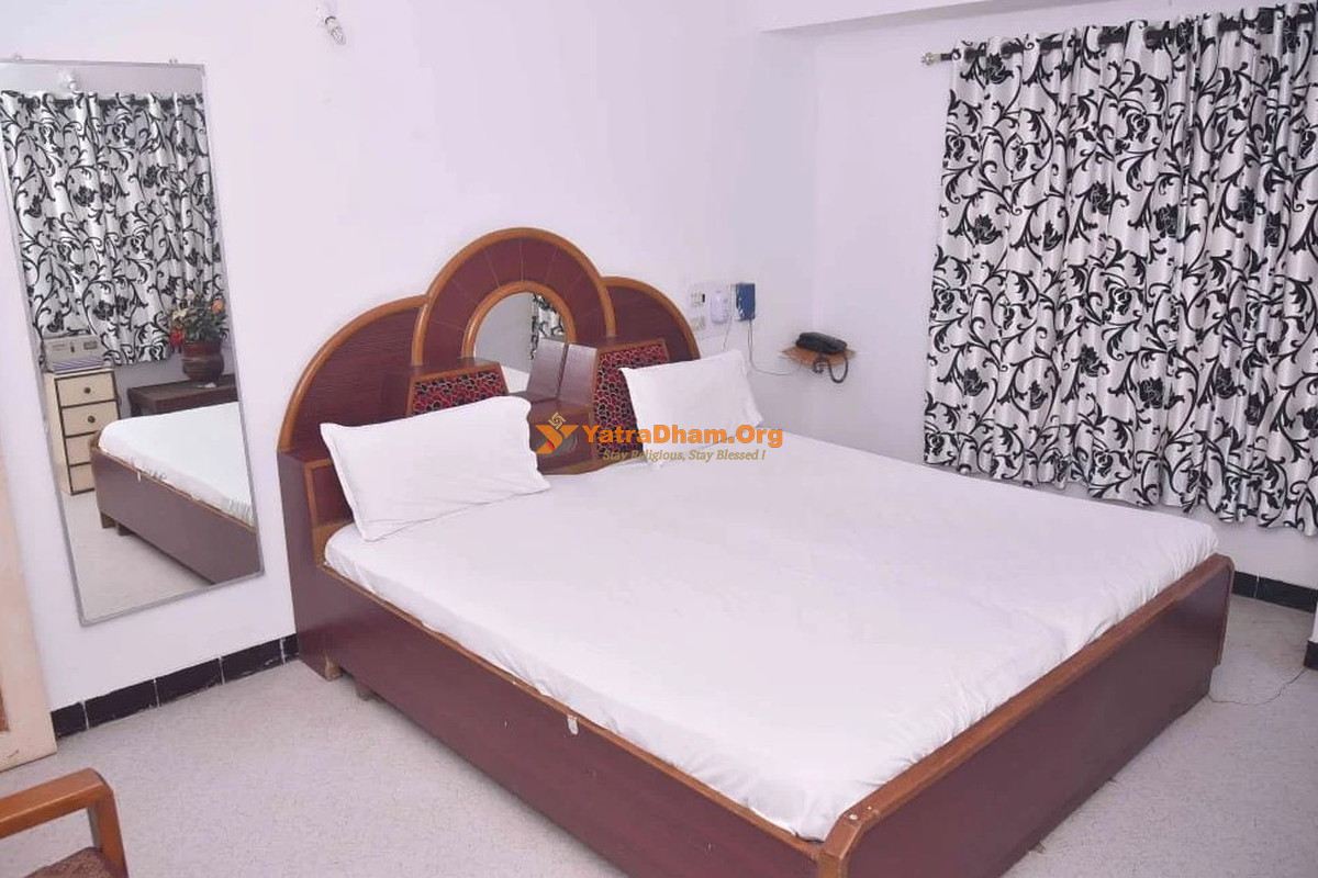 Hotel Gangaram and Guest House Kutch Bhuj 2 Bed Room