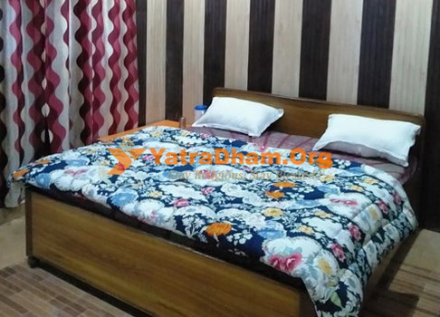 Hotel Priya Ghangaria Room