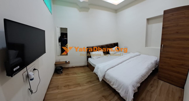 Ujjain Hotel Shree Shambhu Palace Room View 1