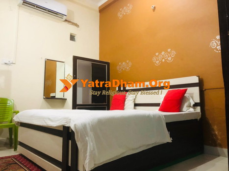 Ayodhya Hotel Maa Vaishno Palace View 1